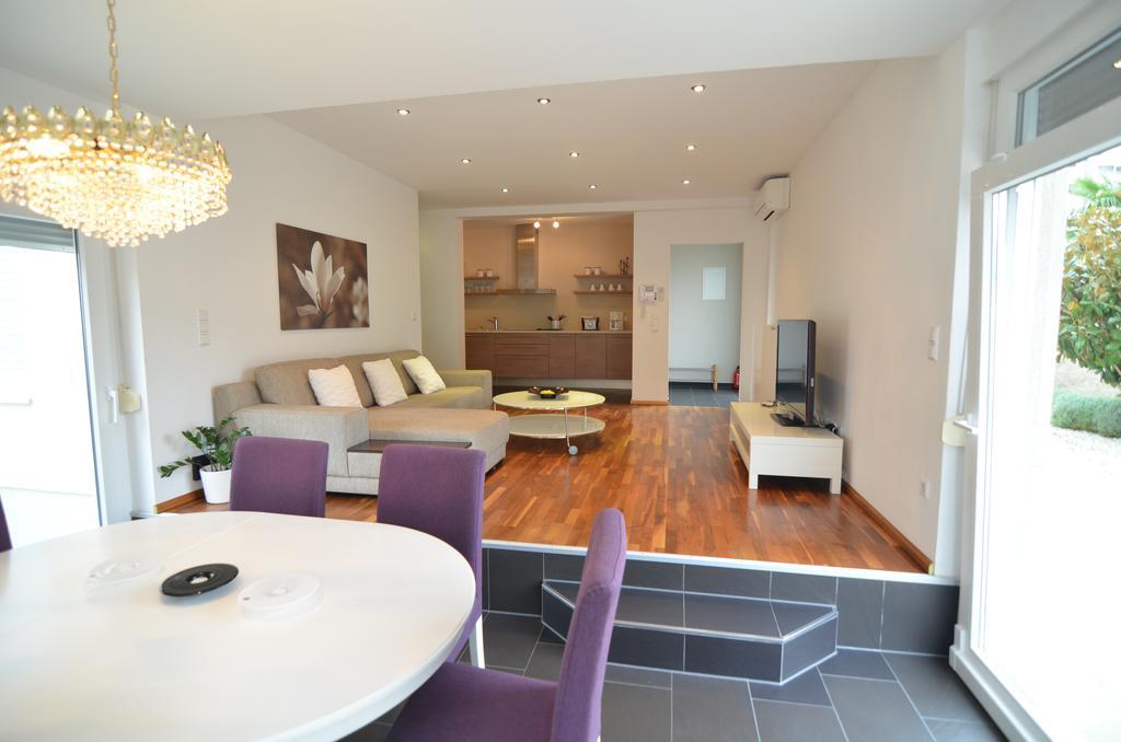 Diana Apartment *